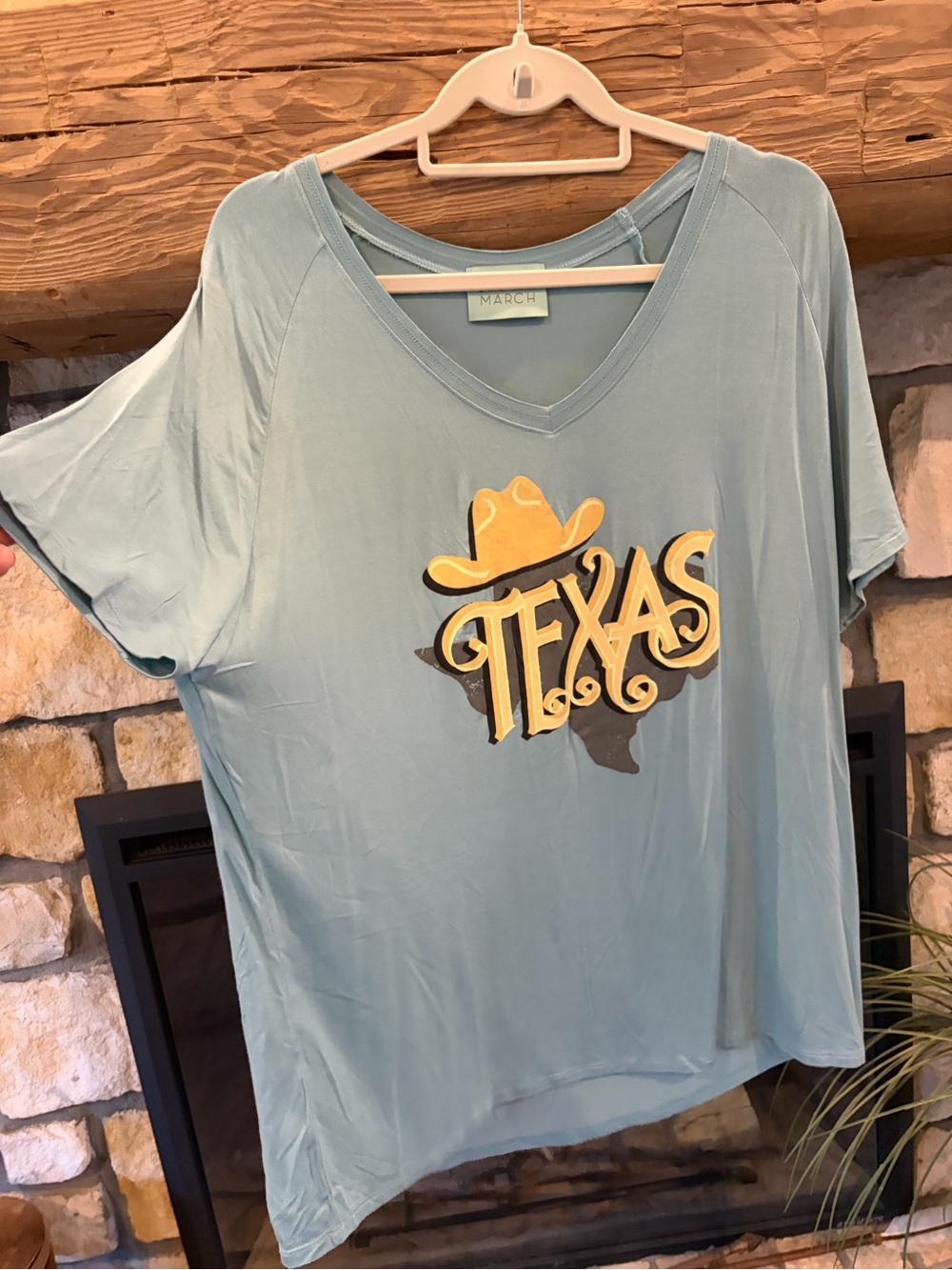 JUDITH MARCH Light Blue 'Texas' Graphic V-Neck Tee